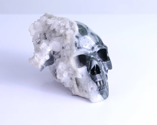 Nicedony 6.1" Quartz Rock Druse Hand Carved Skull Sculpture