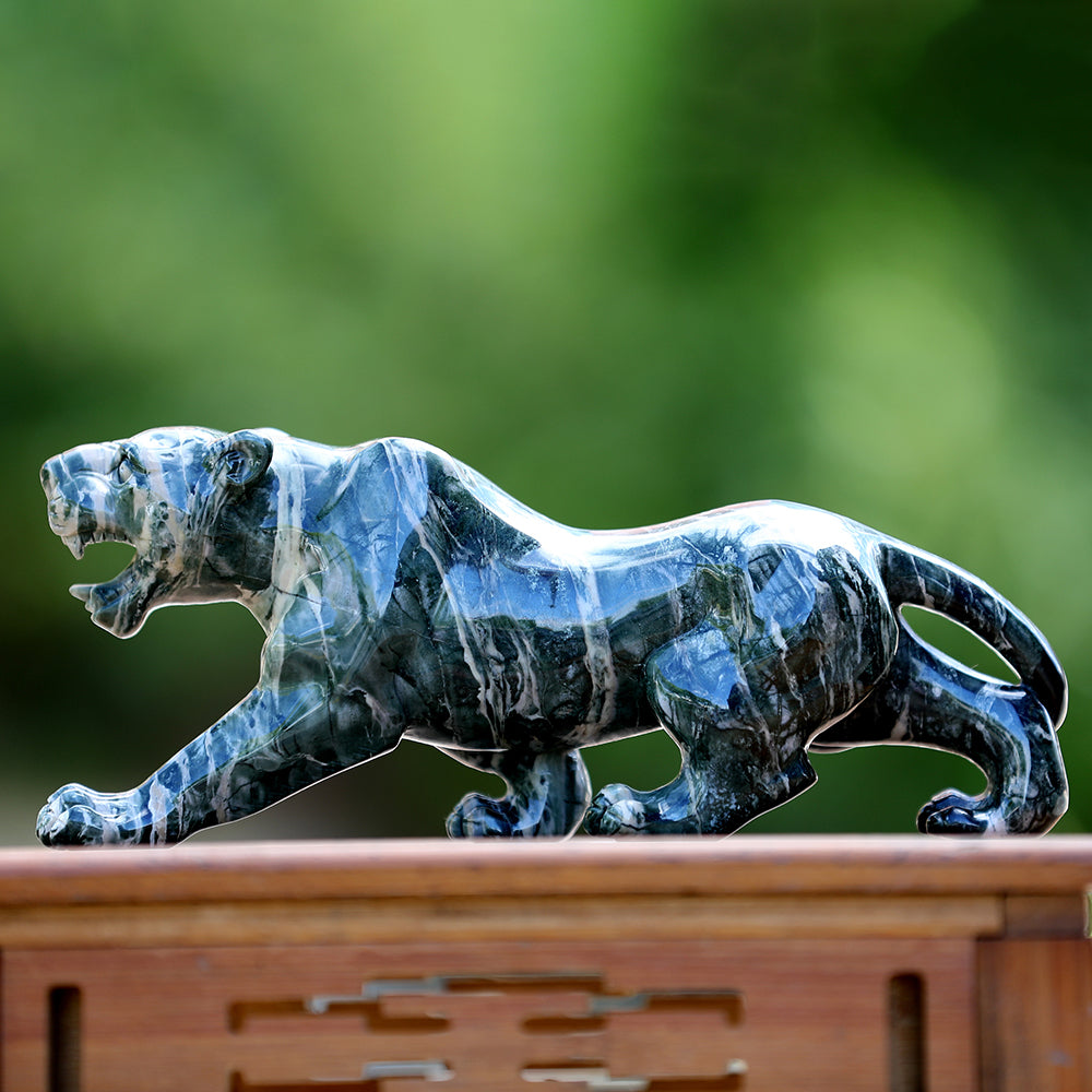 10" Kowloon Jade Tiger Carving Sculpture piece 3100401 view 9
