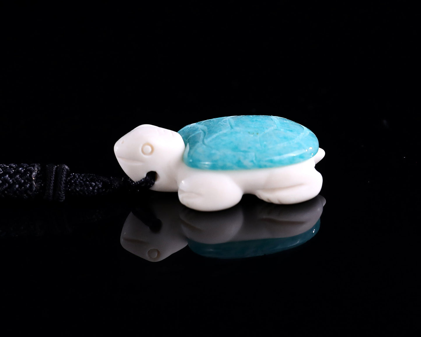 Nicedony 1.5" Amazonite Hand Carved Crystal Mini Turtle Pendant 3pcs - View 3
