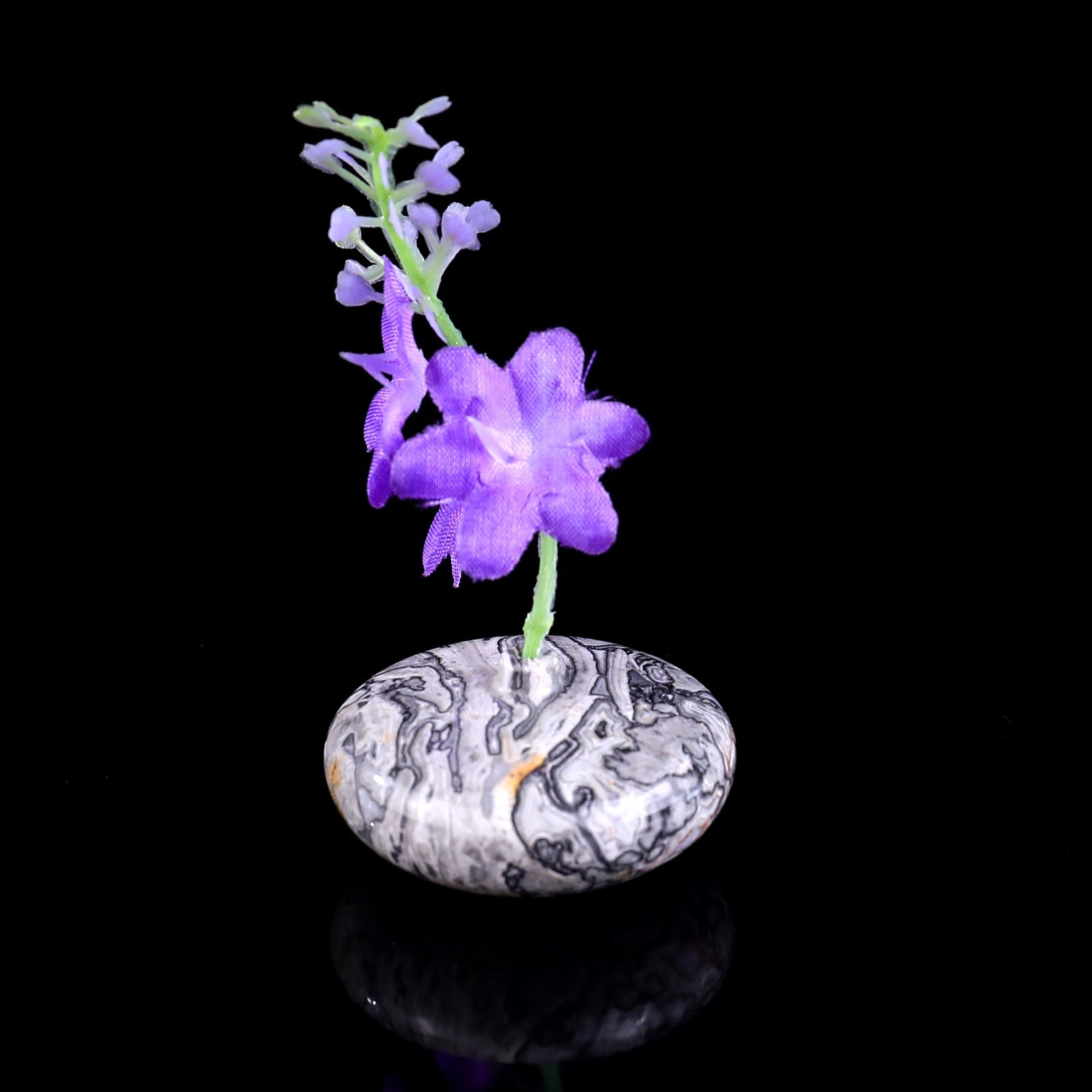 Nicedony 1.7" Gemstone Hand Carved Vase, Incense Holder Sculpture - View 12