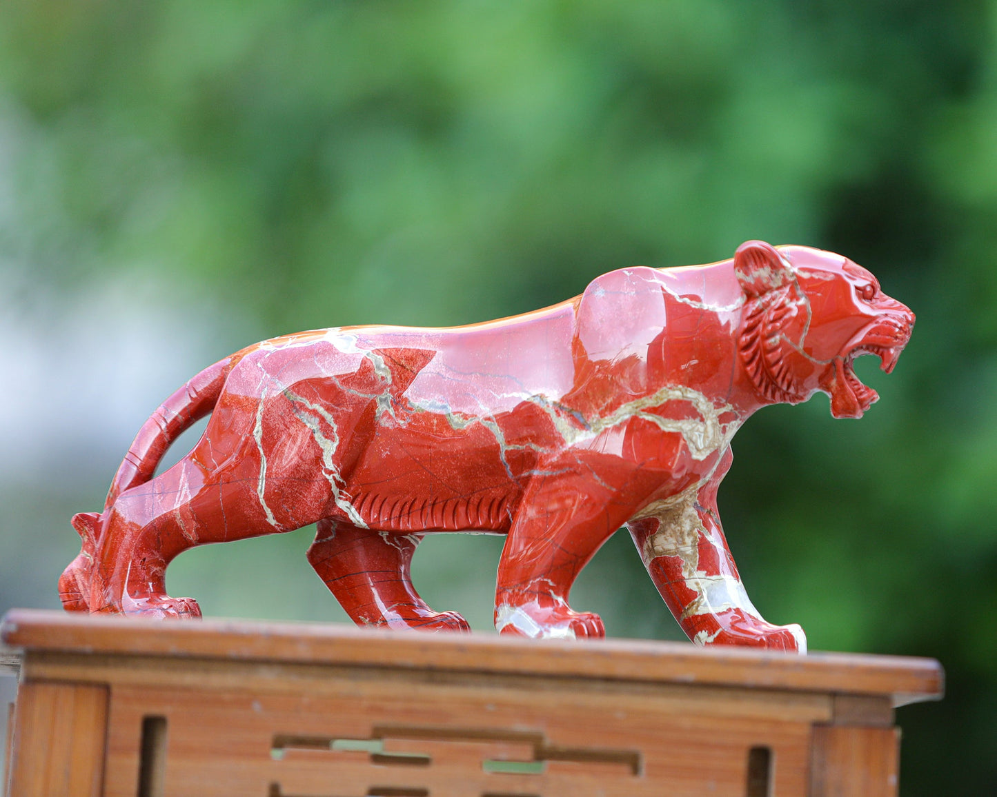 Nicedony Amazing 11.0" Red Jasper Hand Carved Crystal Tiger Sculpture - View 7