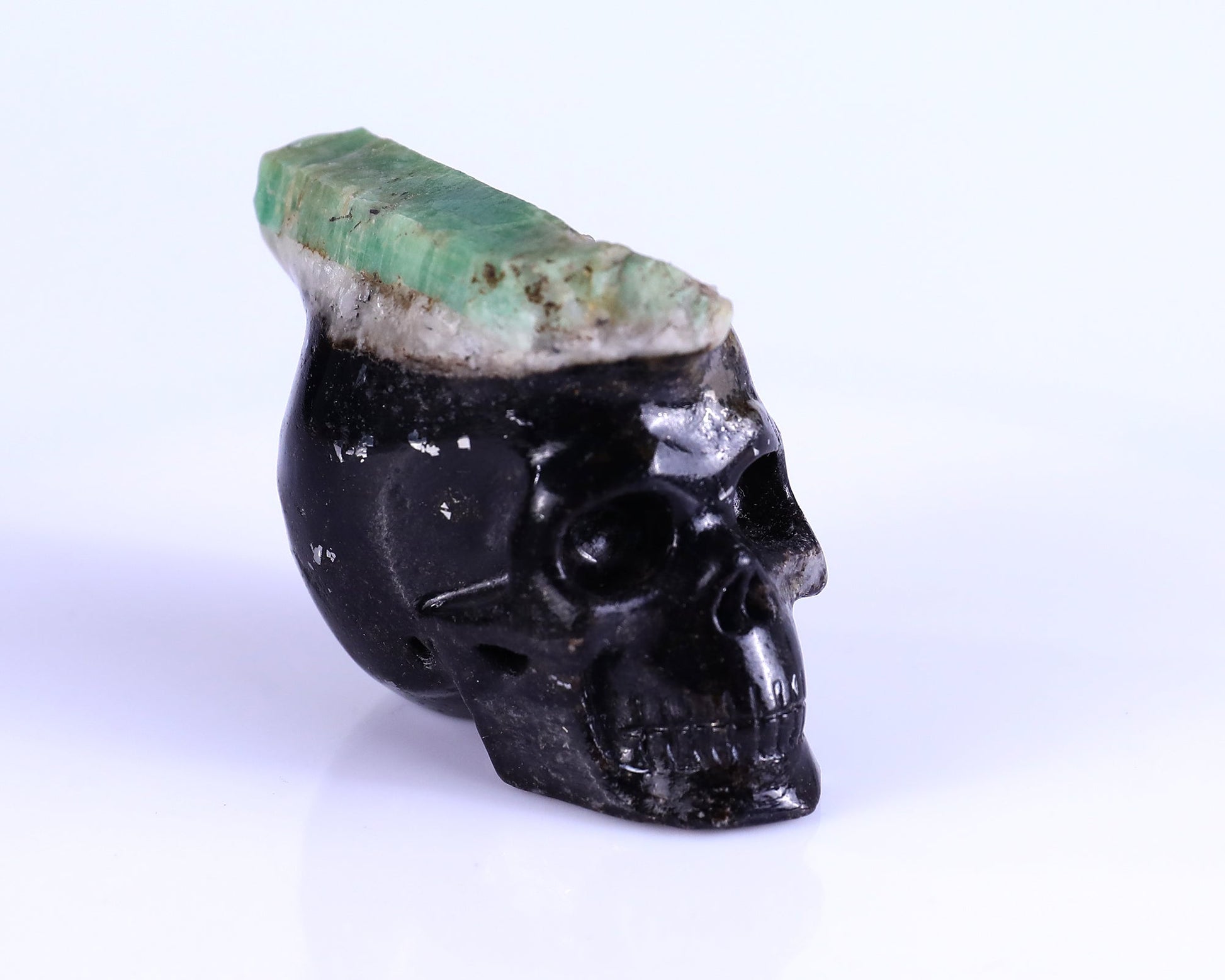 Nicedony 2.3" Emerald Hand Carved Mineral Specimen Skull Sculpture