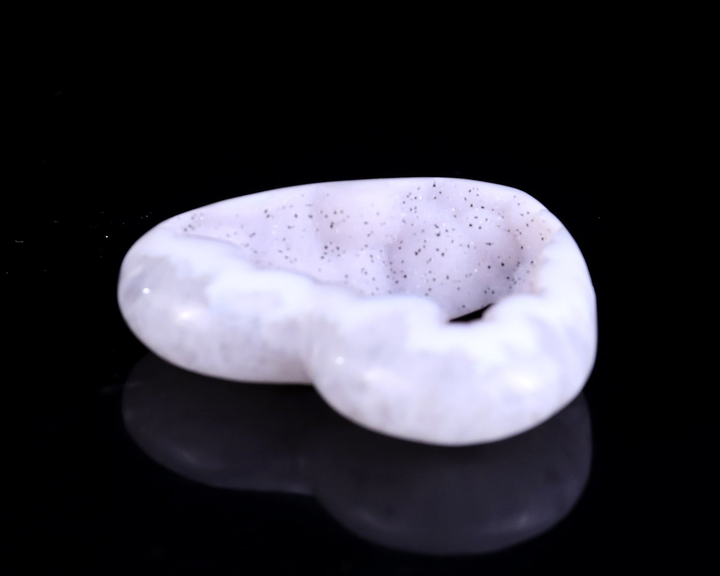 Nicedony 2.5" White Geode Agate Hand Carved Crystal Heart - View 4