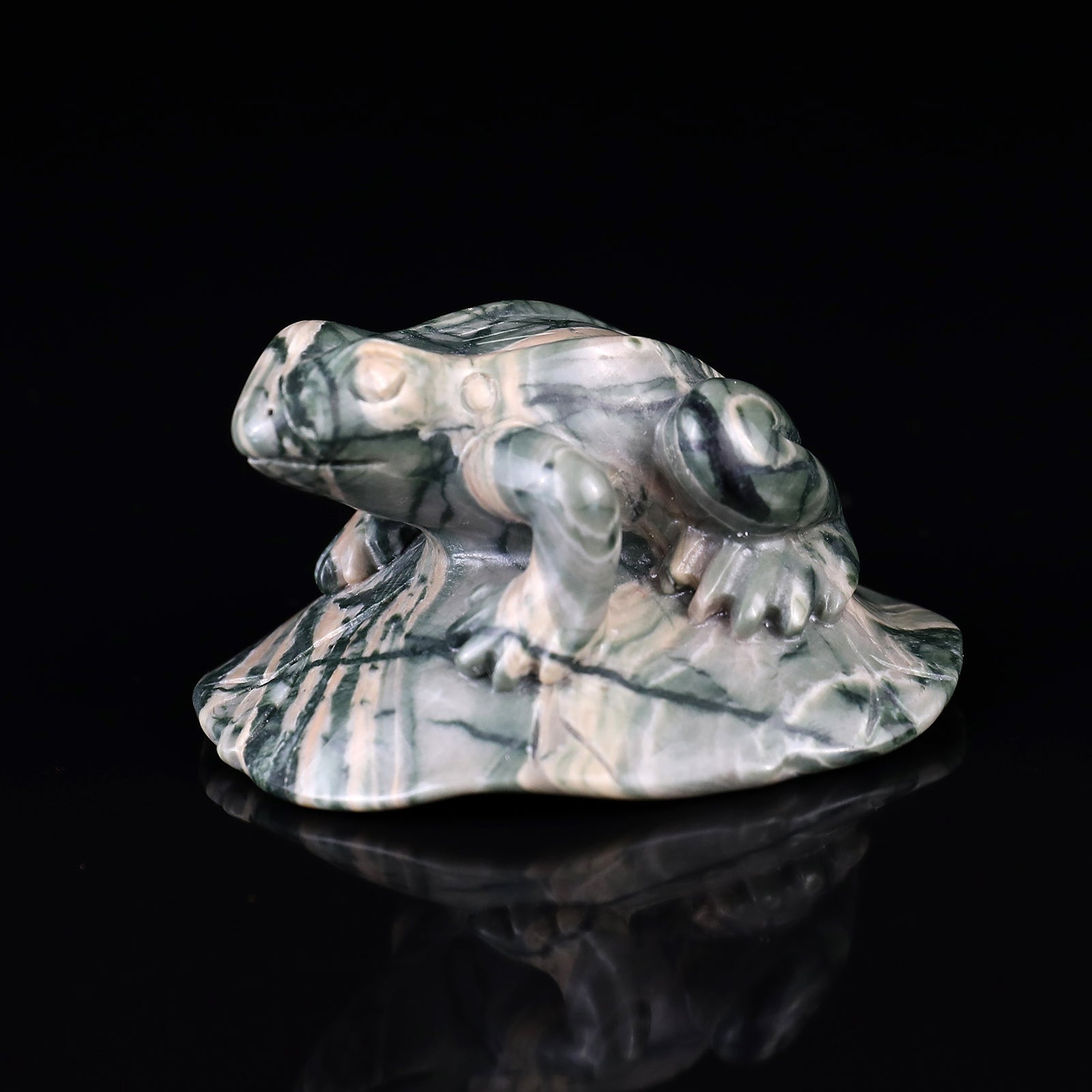 Nicedony 2.6" Jiulong Jade Hand Carved Crystal Frog Sculpture - View 7
