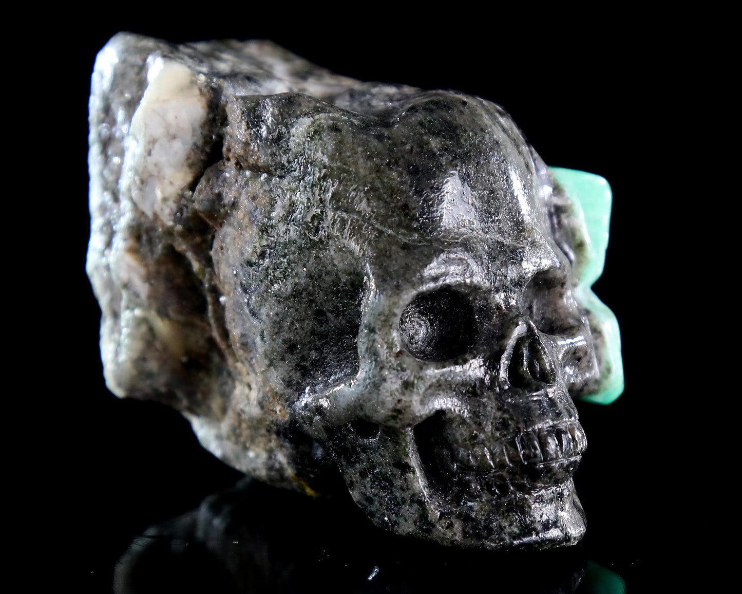 Nicedony 2.6" Natural Emerald Hand Carved Crystal Skull Sculpture - View 8