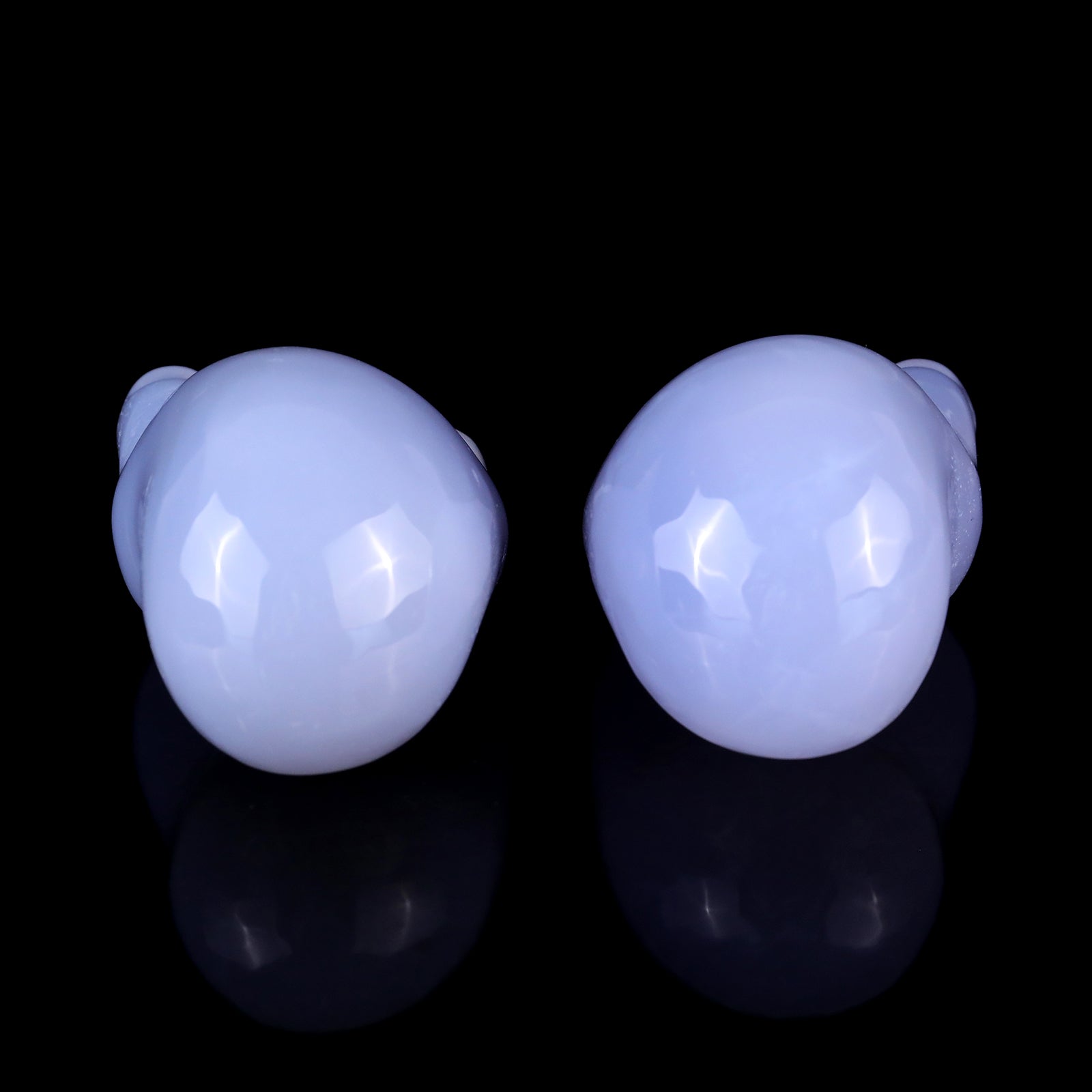 Nicedony 2.8" Blue Chalcedony Hand Carved Crystal Cute Foot Set - View 5