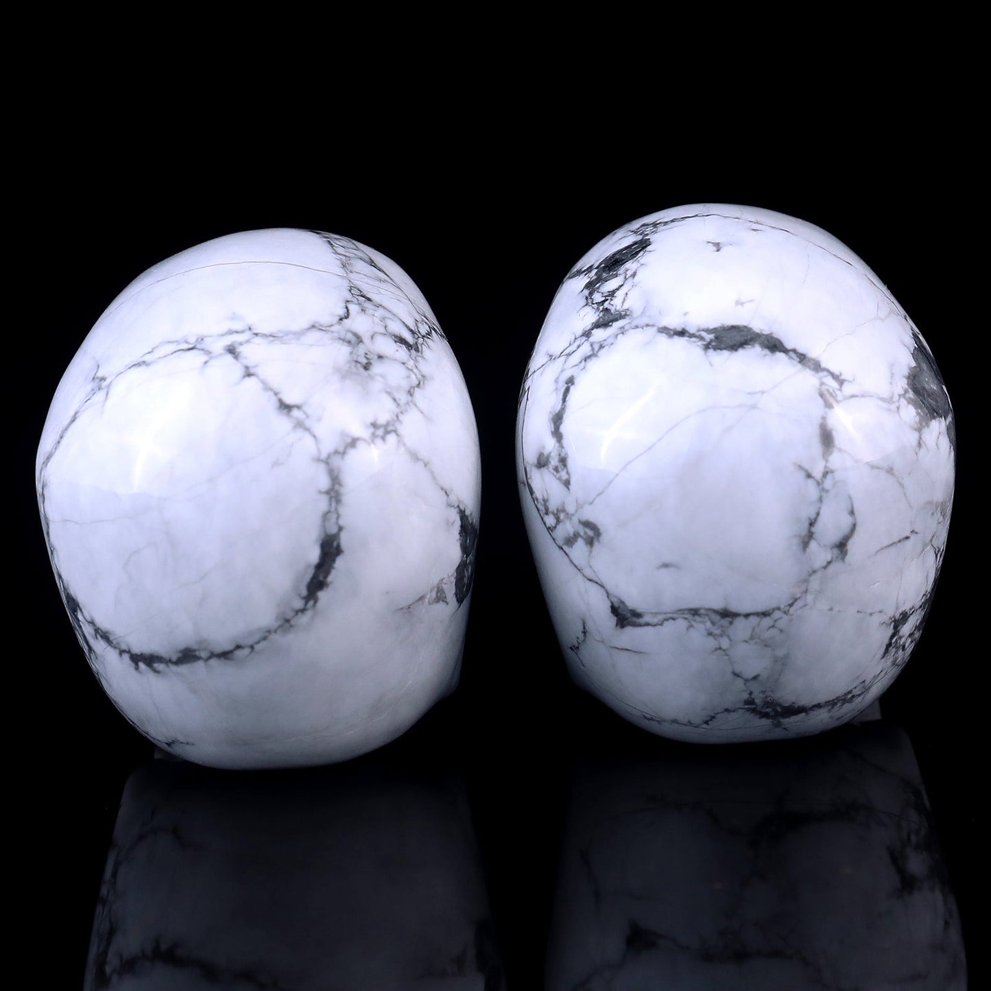 Nicedony 3.0" Howlite Hand Carved Crystal Realistic Skull Sculpture - View 22