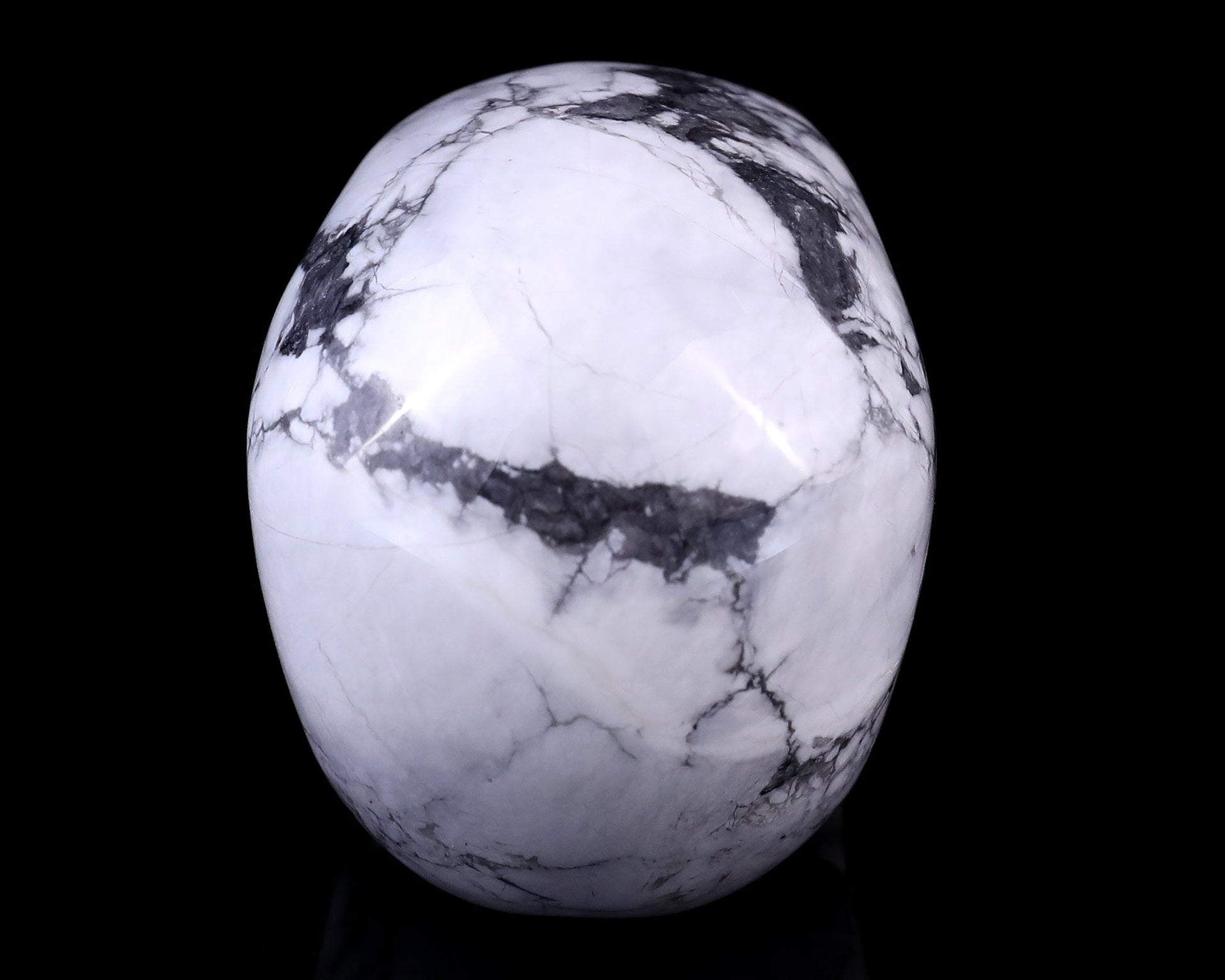 Nicedony 3.0" Howlite Hand Carved Crystal Realistic Skull Sculpture - View 5