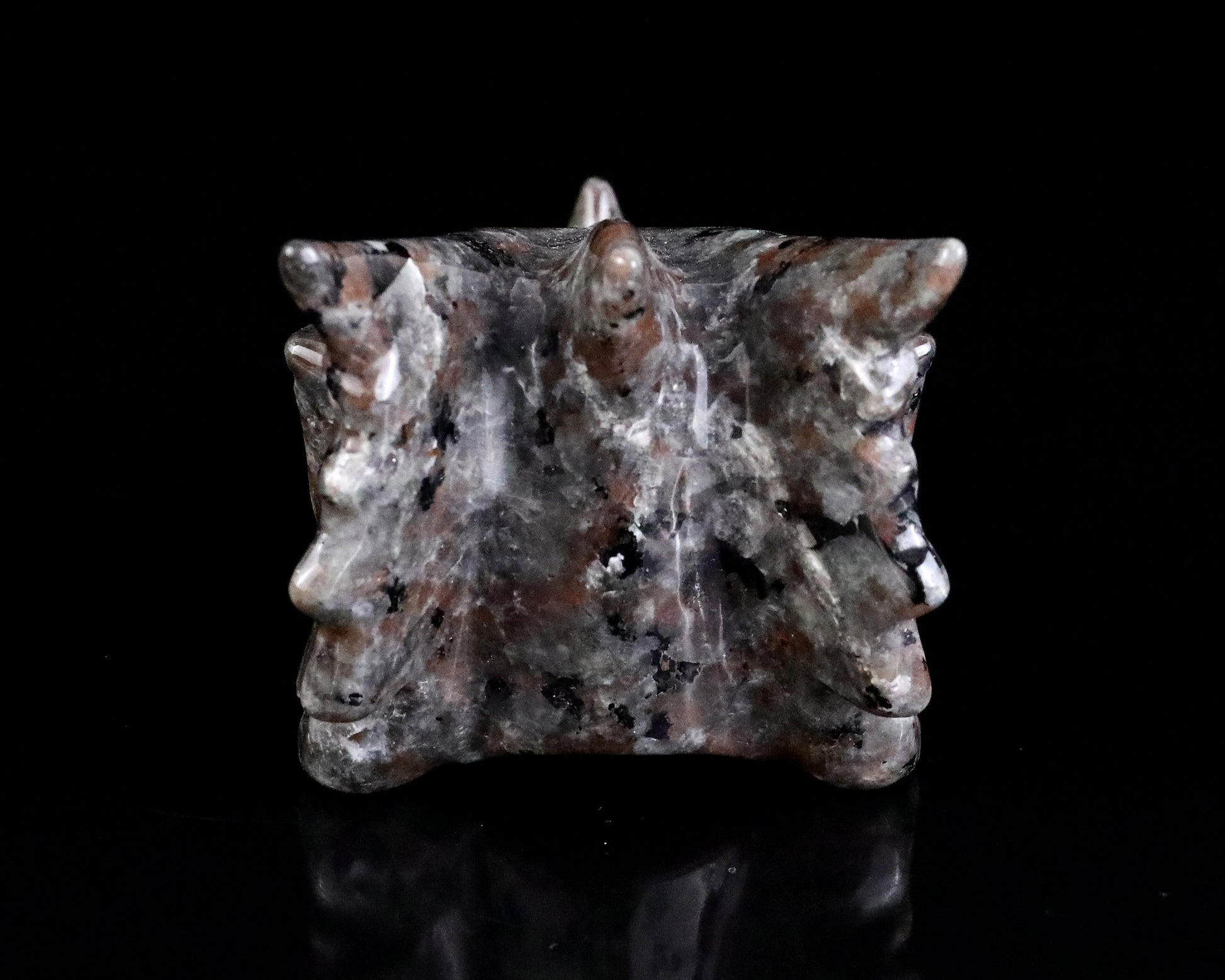 Nicedony 3.9" Yooperlite Hand Carved Crystal Dragon Skull Sculpture - View 4