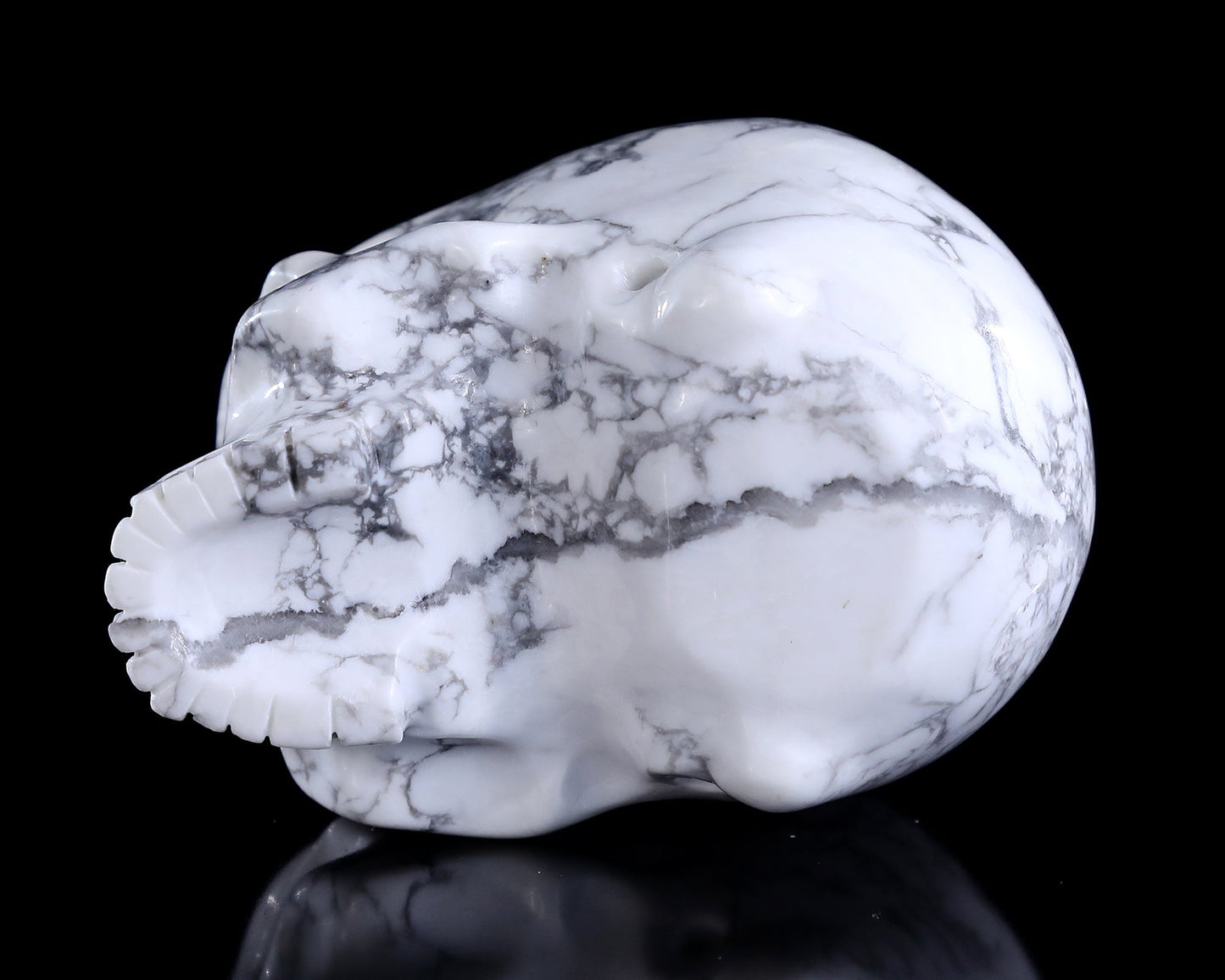 Nicedony 4.0" Howlite Hand Carved Crystal Skull Sculpture - View 9