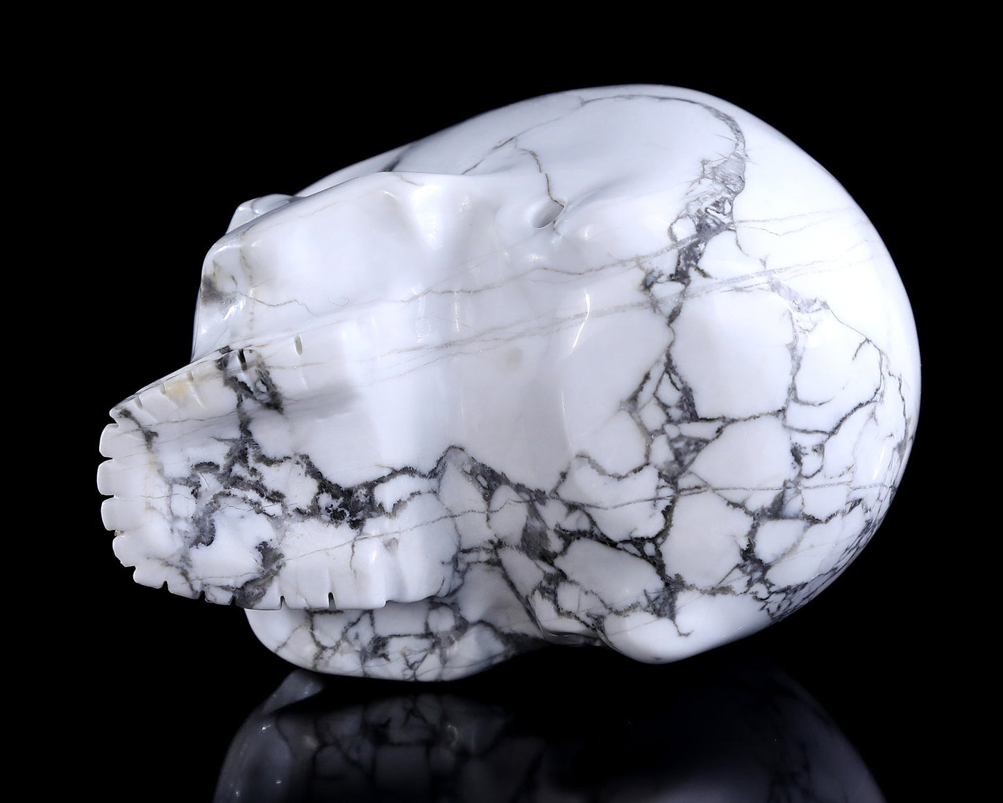 Nicedony 4.0" Howlite Hand Carved Crystal Skull Sculpture - View 18