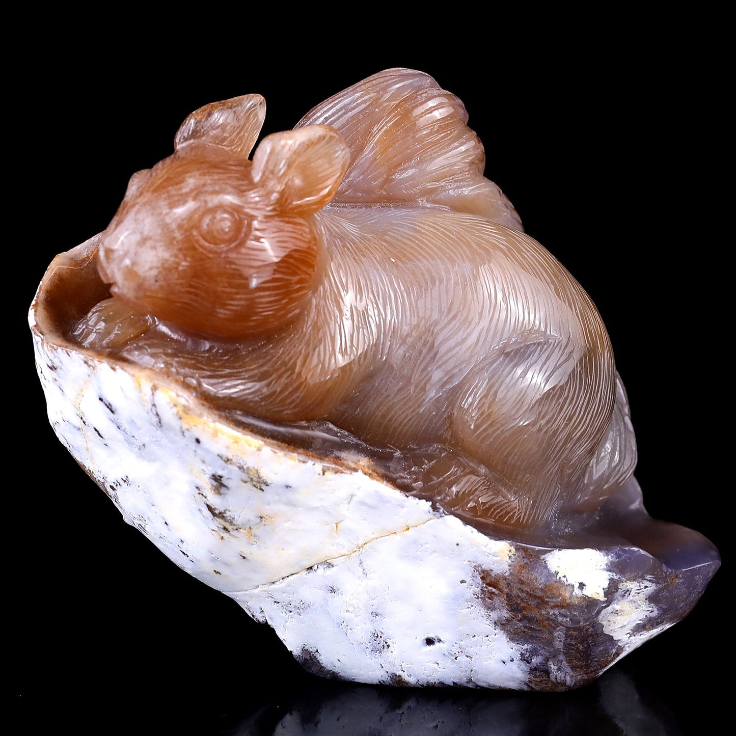 Nicedony 4.5" Chalcedony Hand Carved Crystal Squirrel Sculpture - #2100175