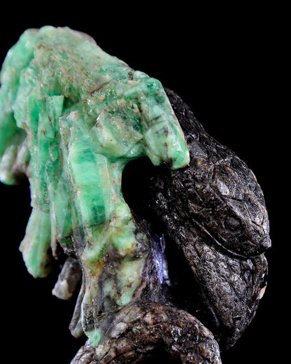 Nicedony 4" Emerald Hand Carved Crystal Snake Sculpture - View 10
