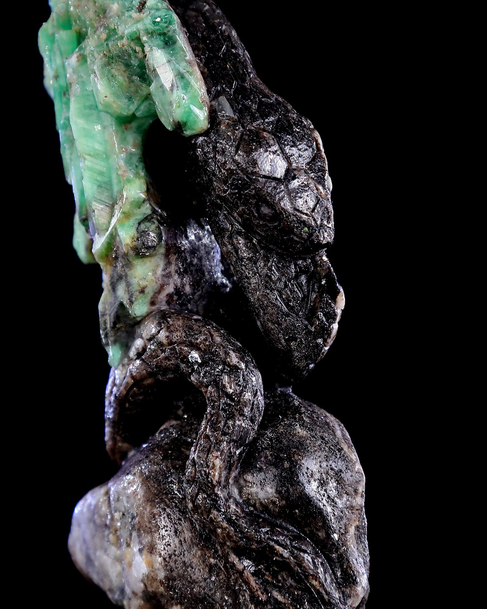 Nicedony 4" Emerald Hand Carved Crystal Snake Sculpture - View 4