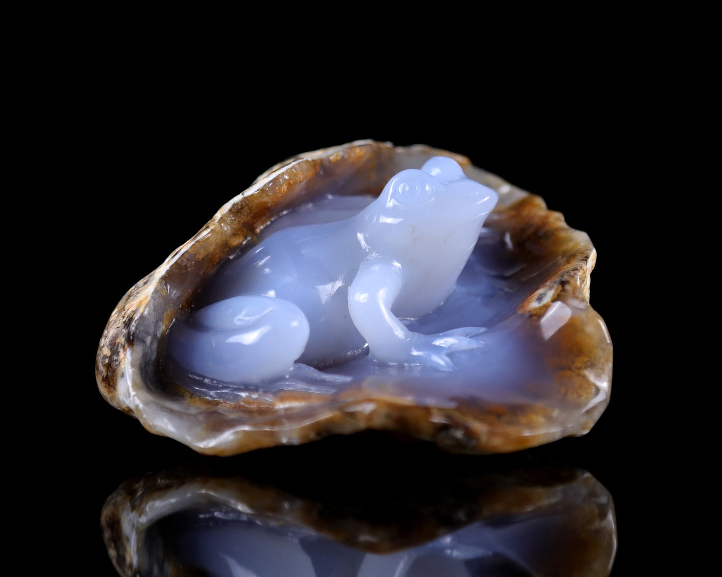 Nicedony 5.2" Blue Chalcedony Hand Carved Geode Frog Sculpture