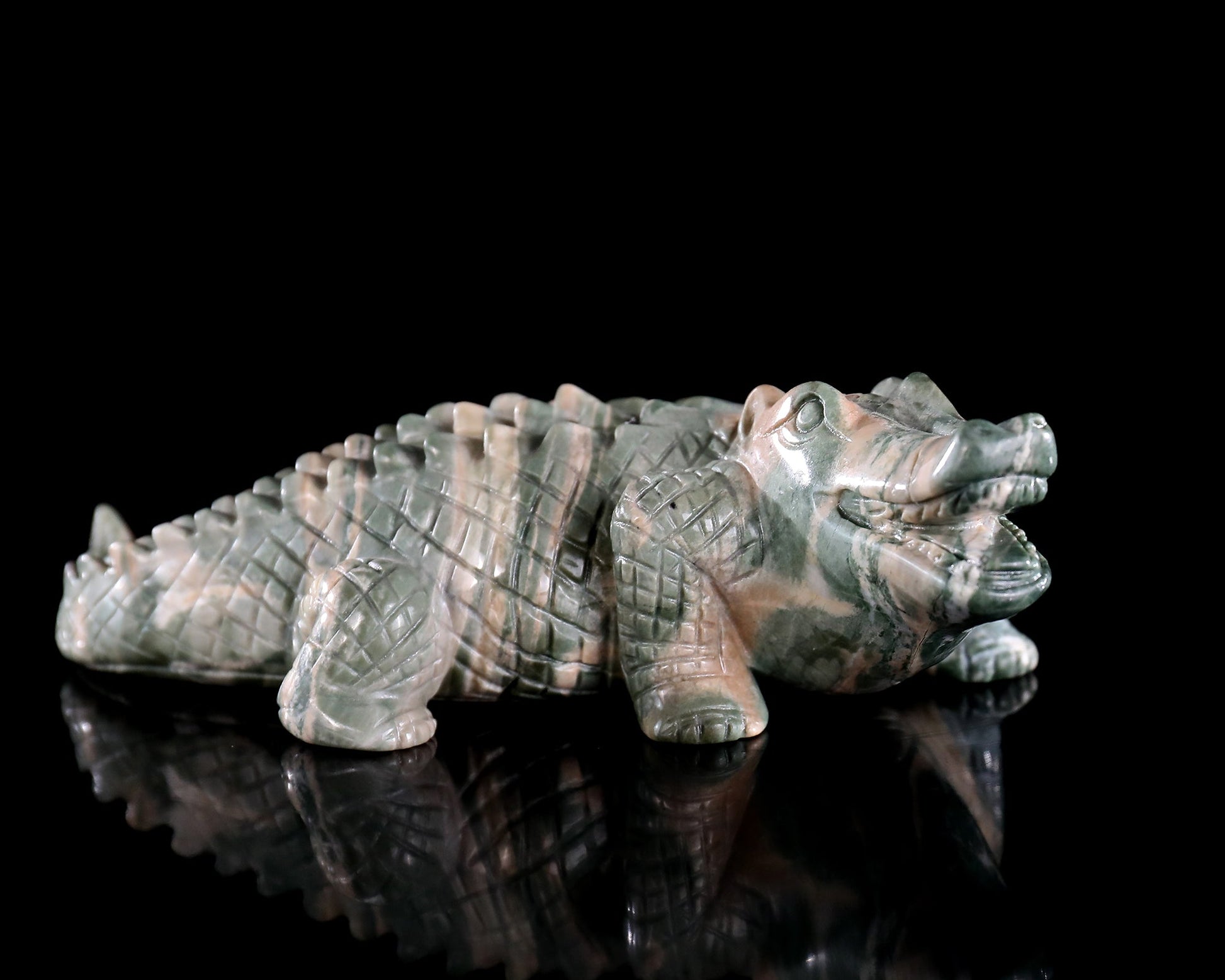 Nicedony 5.3" Jiulong Jade Hand Carved Crystal Crocodile Sculpture - View 9