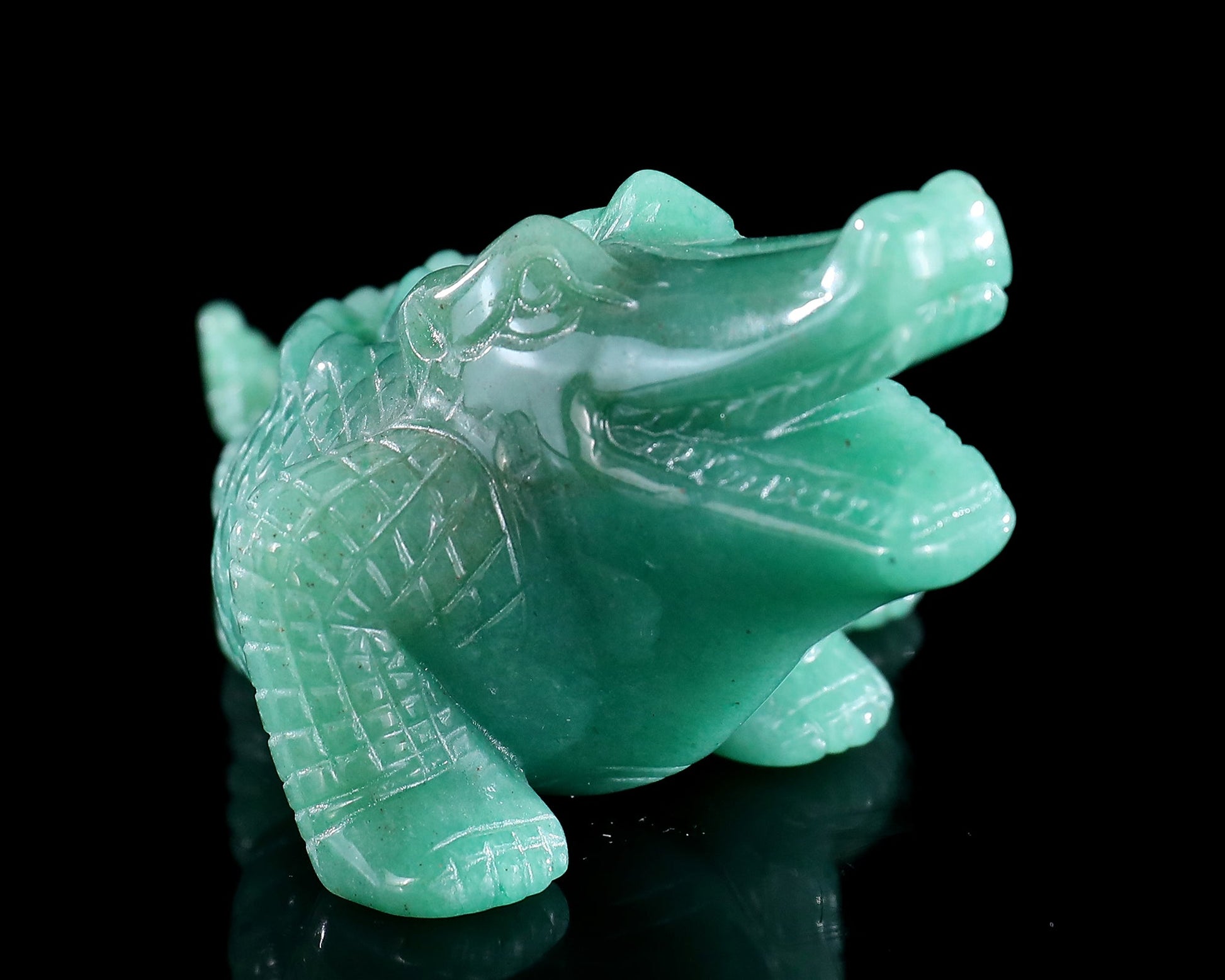 Nicedony 5.3" Green Aventurine Hand Carved Crocodile Sculpture - View 4