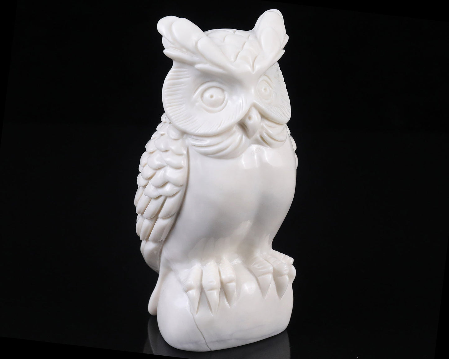 Nicedony 5.9" White Jade  Hand Carved Crystal Owl Sculpture