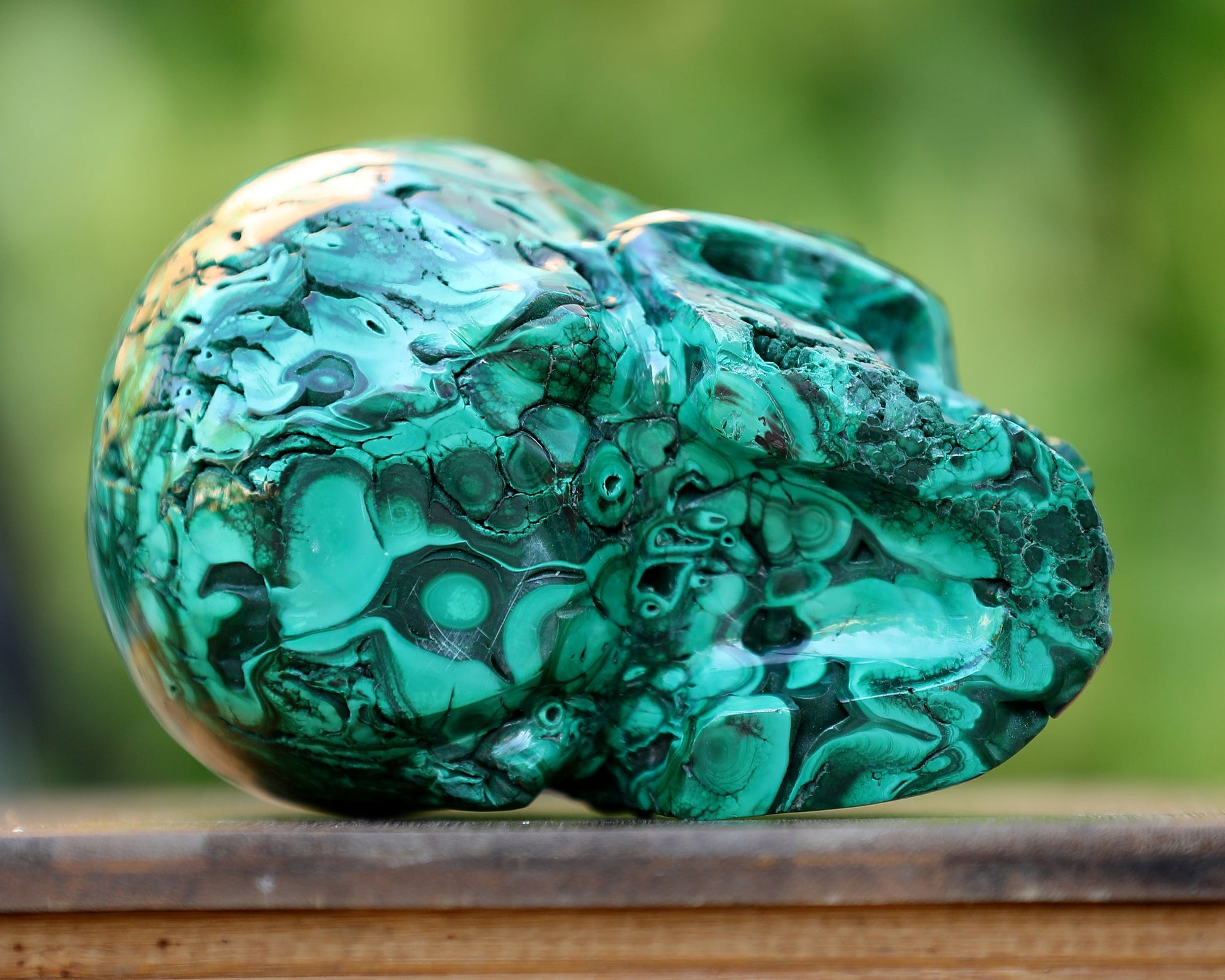Nicedony 6.0" Malachite Hand Carved Crystal Realistic Skull Sculpture - View 9