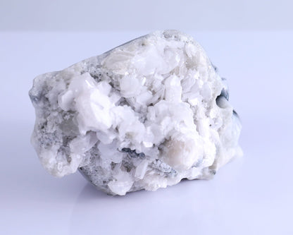 Nicedony 6.1" Quartz Rock Druse Hand Carved Skull Sculpture - View 3