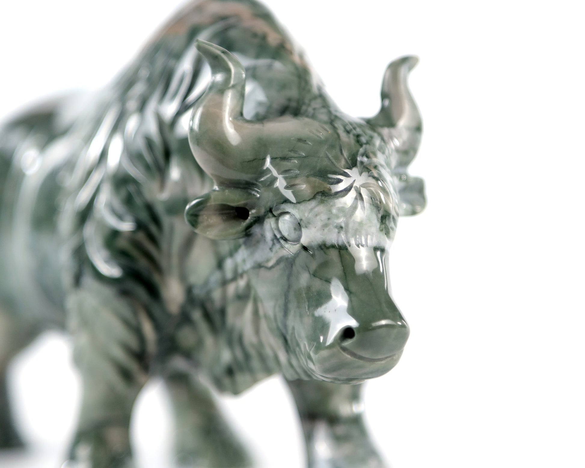 Nicedony 6.3" Jiulong Jade Hand Carved Crystal Cattle Sculpture - View 23