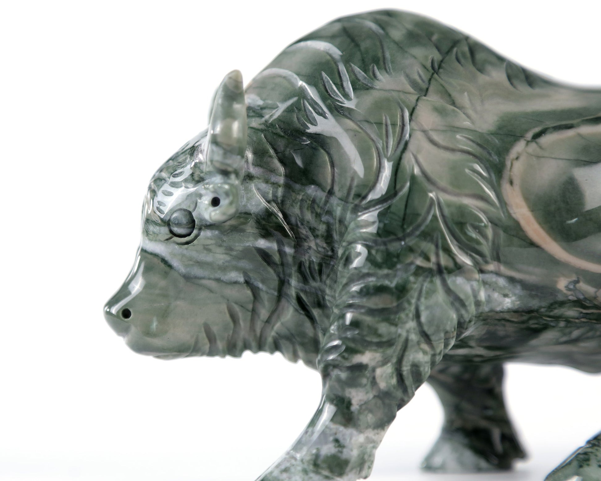 Nicedony 6.3" Jiulong Jade Hand Carved Crystal Cattle Sculpture - View 24