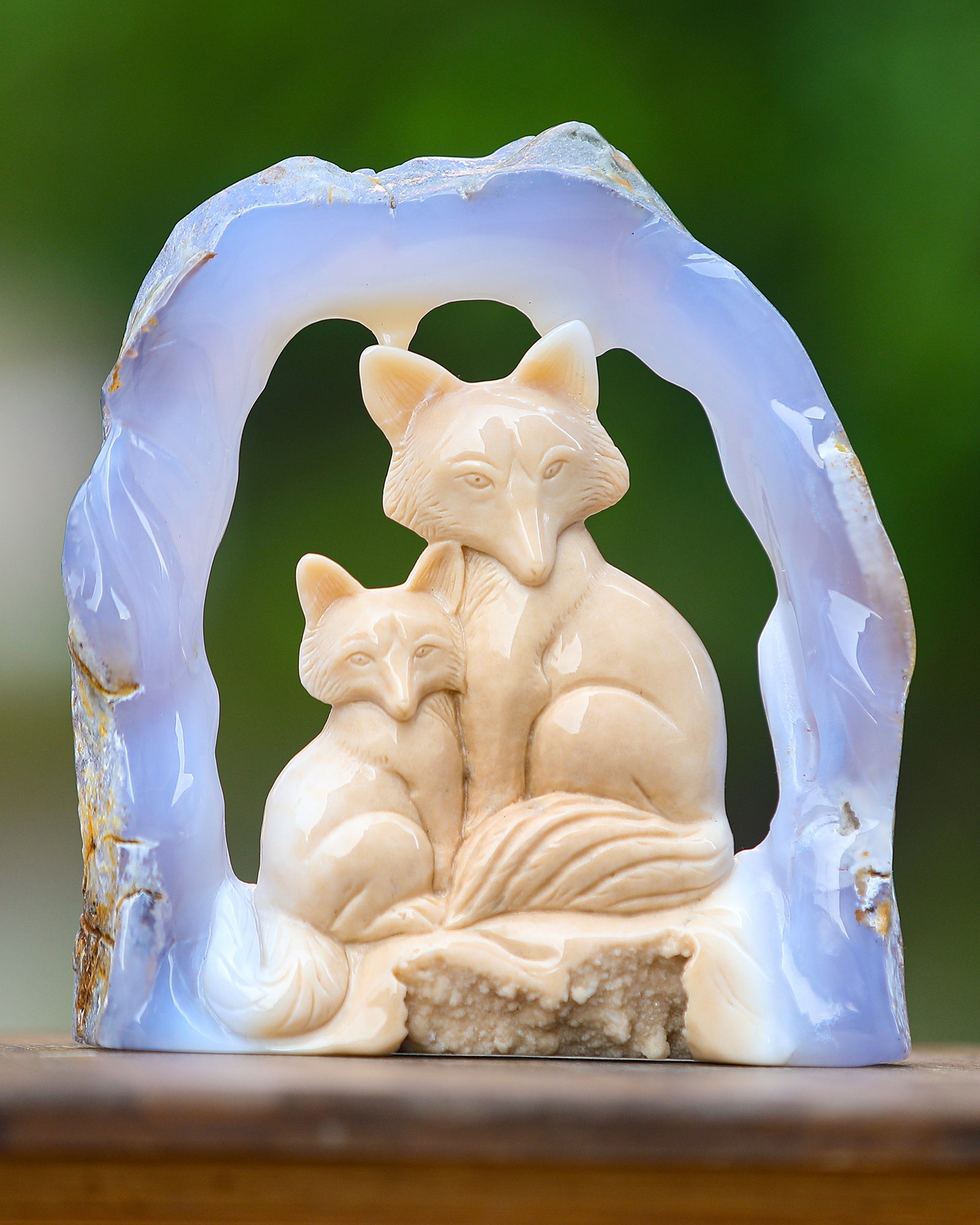 Nicedony 6.5" Blue Chalcedony Hand Carved Crystal Foxes Sculpture