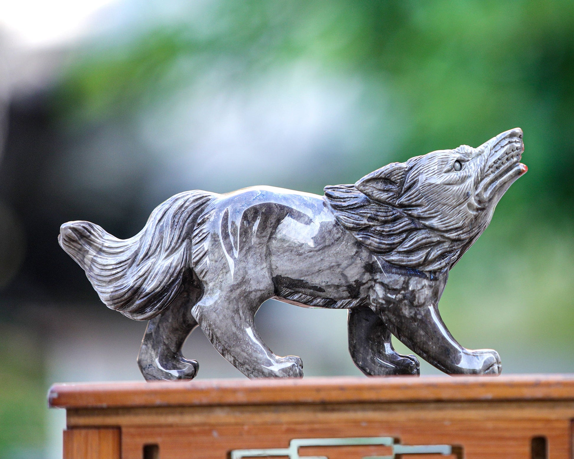 Nicedony 9.4" Colorful Jasper Hand Carved Crystal Wolf Sculpture - View 5