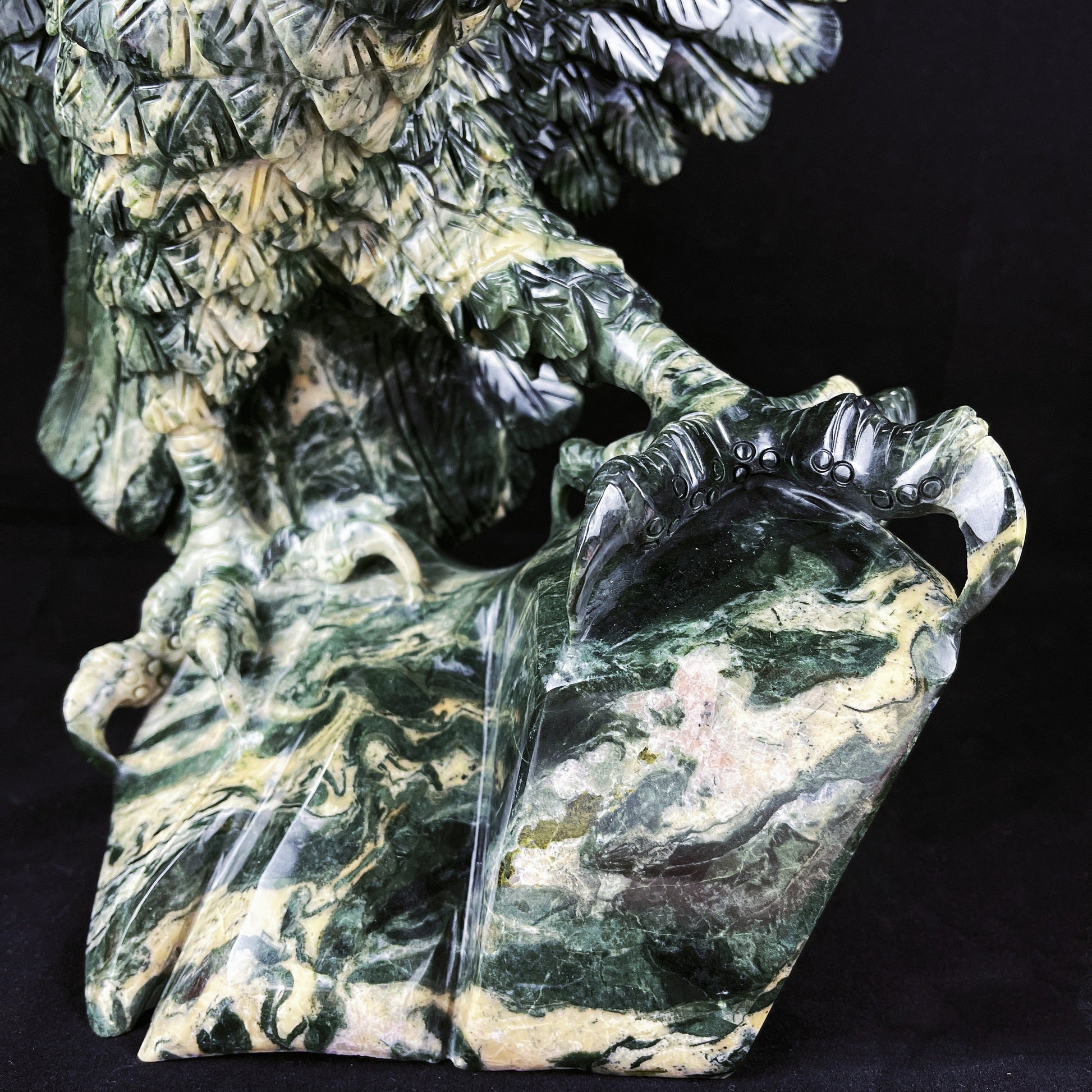 Nicedony 16.4'' Jiulong Jade Hand Carved Crystal Eagle Sculpture - View 4