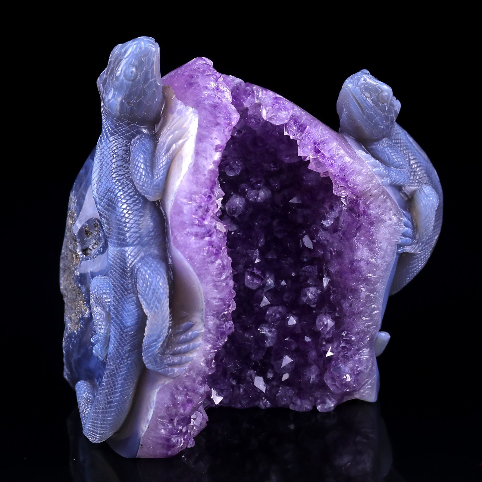 Nicedony 5.1" Amethyst Geode Agate Hand Carved Lizard Sculpture - View 3