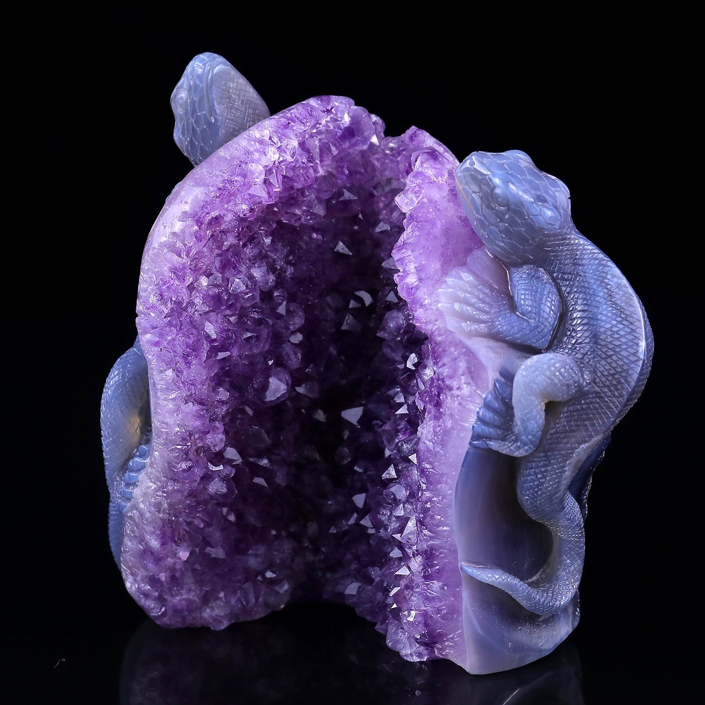 Nicedony 5.1" Amethyst Geode Agate Hand Carved Lizard Sculpture - View 7