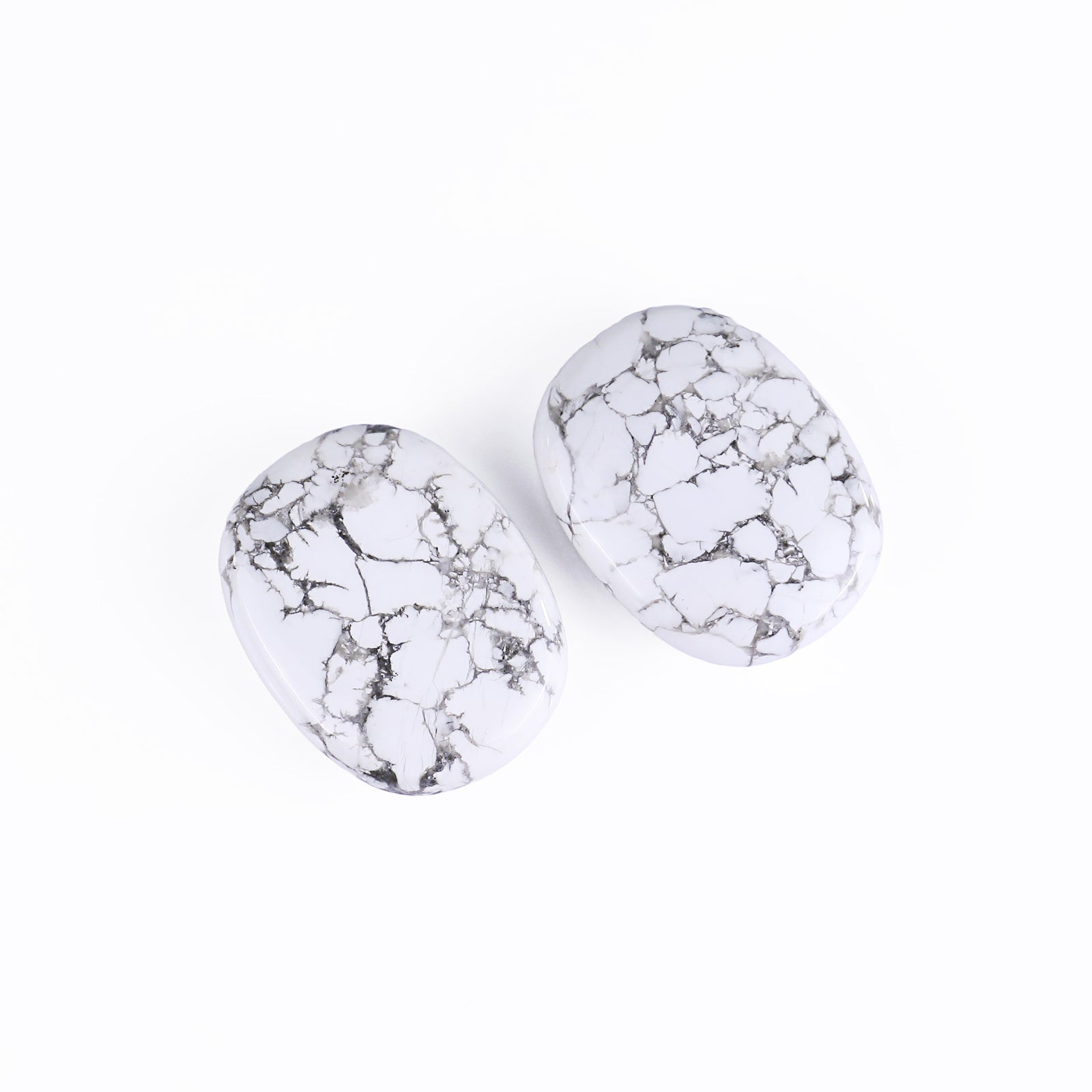 Nicedony Natural Howlite Hand Carved Crystal Polished Palm Stone - View 4