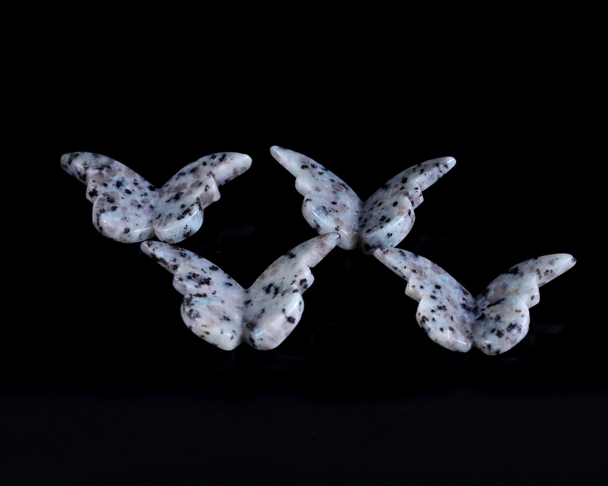 Nicedony Natural Kiwi Jasper Hand Carved Crystal Butterfly Set (4pcs) - 58*30*5mm