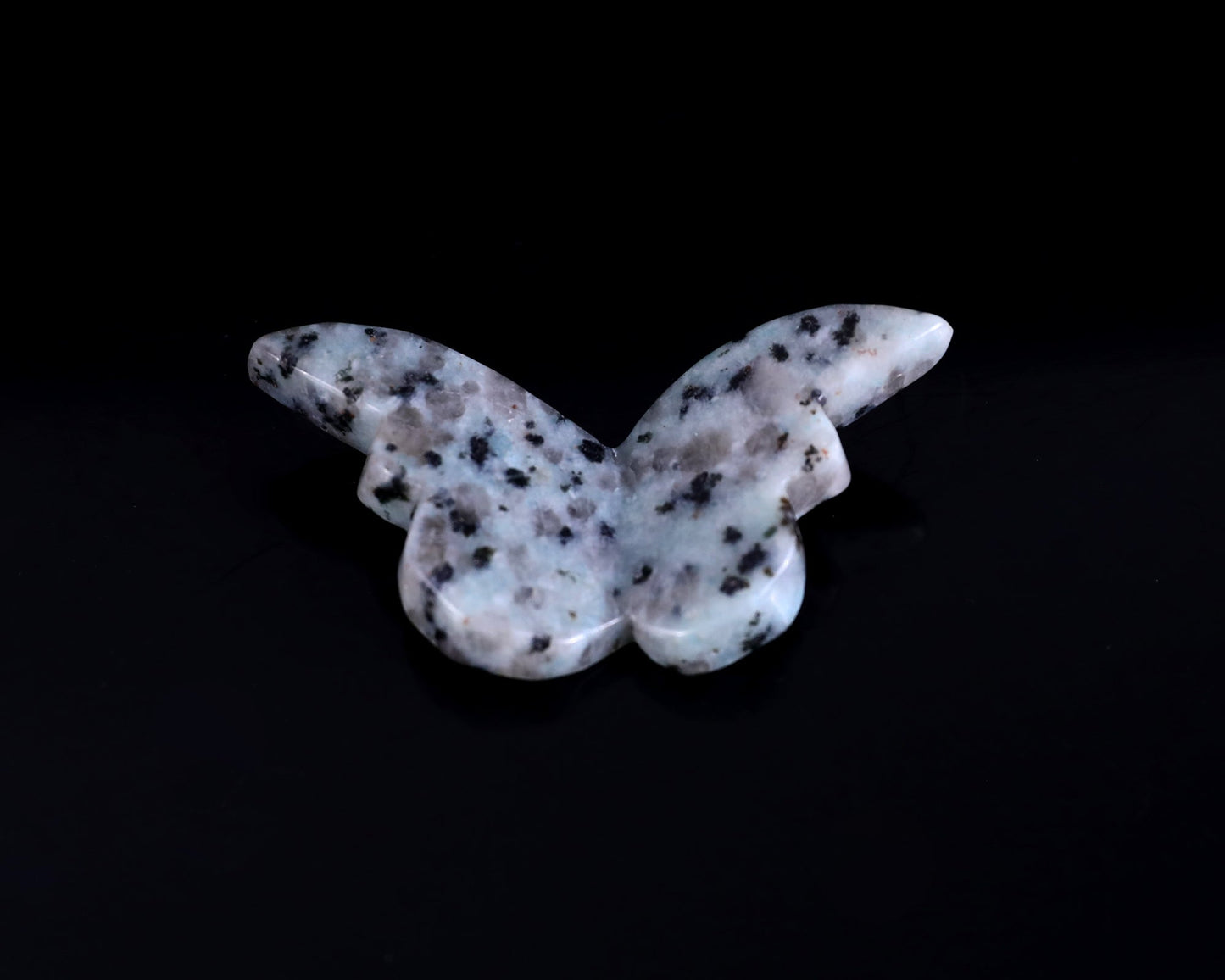 Nicedony Natural Kiwi Jasper Hand Carved Crystal Butterfly Set (4pcs) - View 4